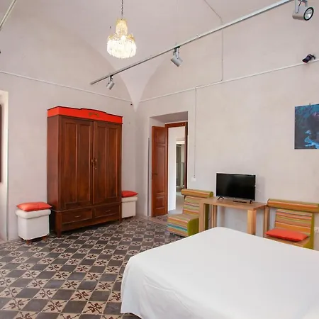 Apartment Hora Elvira *